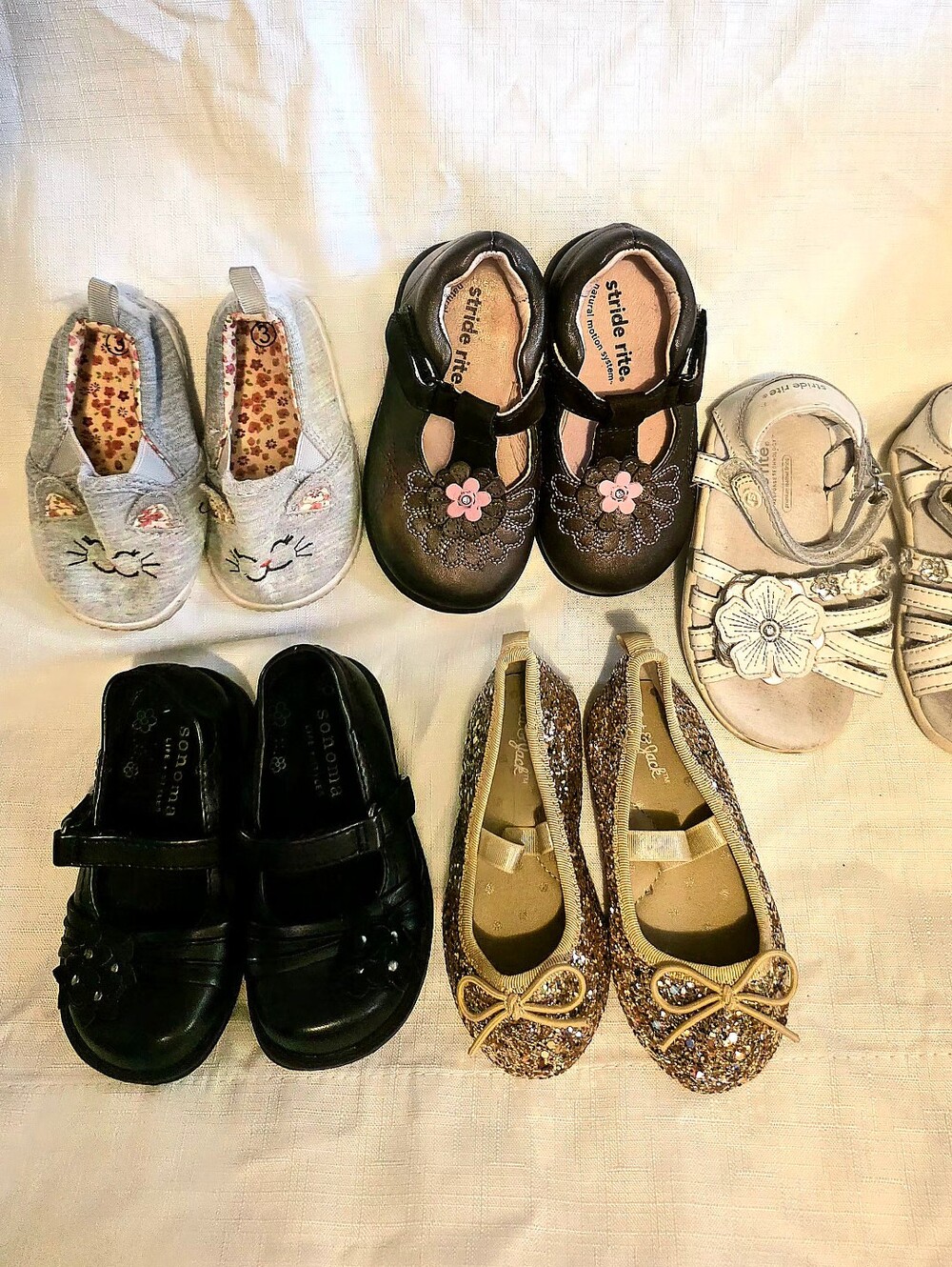 3 For $30😃 5 Pairs Of Toddler Girl Shoes Dressy, Casual & Sandals - Picture 5 of 7